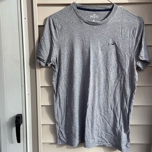 Men’s Hollister Gray medium t shirt